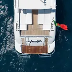 Yacht Mangusta