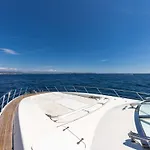 Hotel en barco Yacht Mangusta